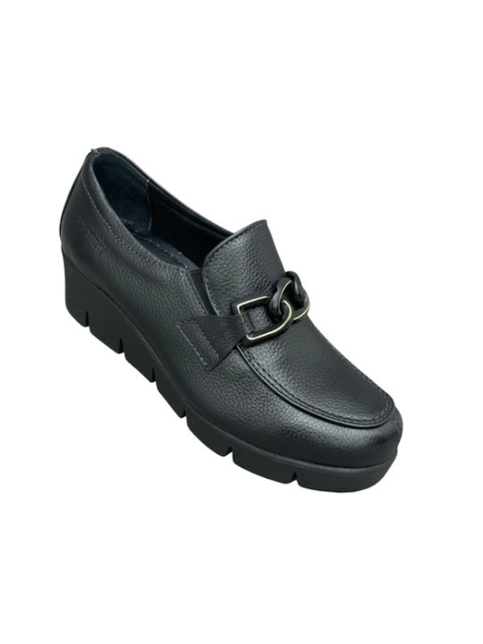 Softies Leather Women's Moccasins in Black Color