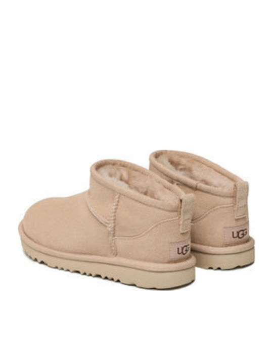 UGG