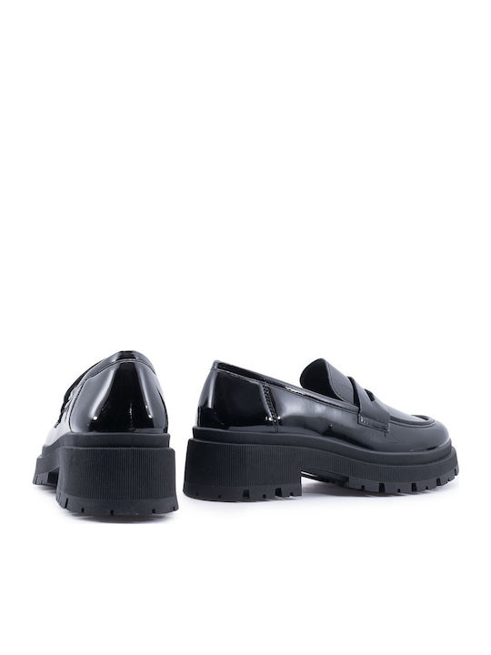 Лачени Дамски Loafers в Черен Цвят