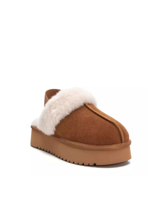 Carmela Footwear Women's Leather Clogs with Fur Brown