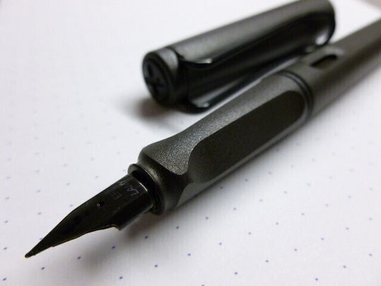Lamy Safari Fountain Pen Medium Grey Plastic with Black Ink