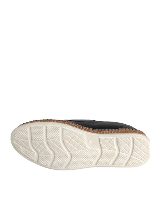 Leather Women's Moccasins in Black Color
