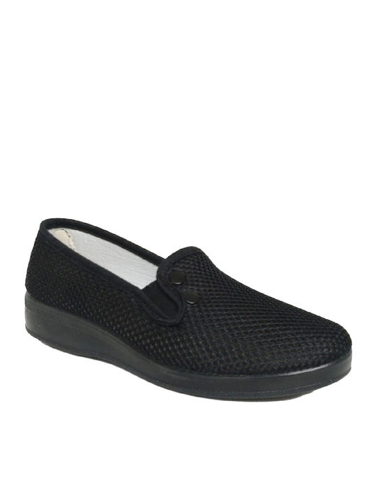Closed Women's Slippers Black