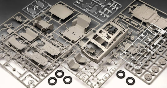 Revell Modeling Figure Car 136 Pieces in Scale 1:24