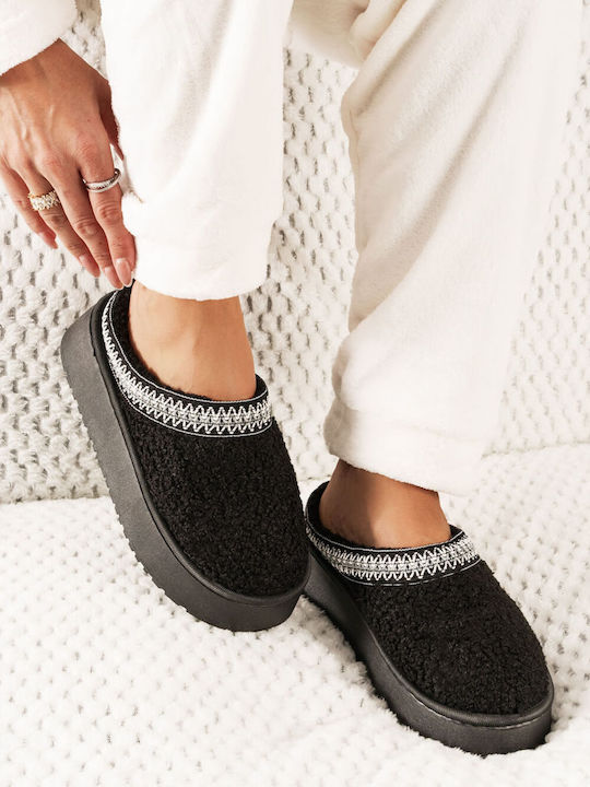 Black Winter Comfortable Slippers with Wool Lining