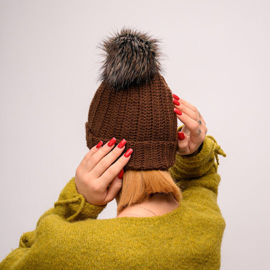 Pom Pom Beanie Beanie with Rib Knit in Brown color