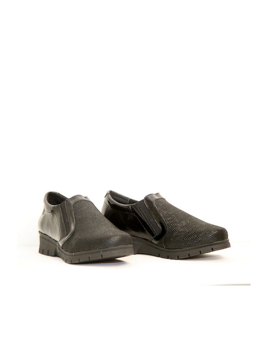 Valeria's Women's Leather Slip-Ons Black