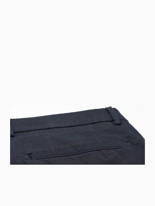 Hose Chino in Geradem Schnitt Blue
