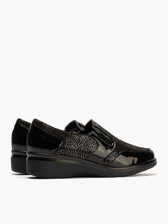 Patent Leather Women's Moccasins in Black Color