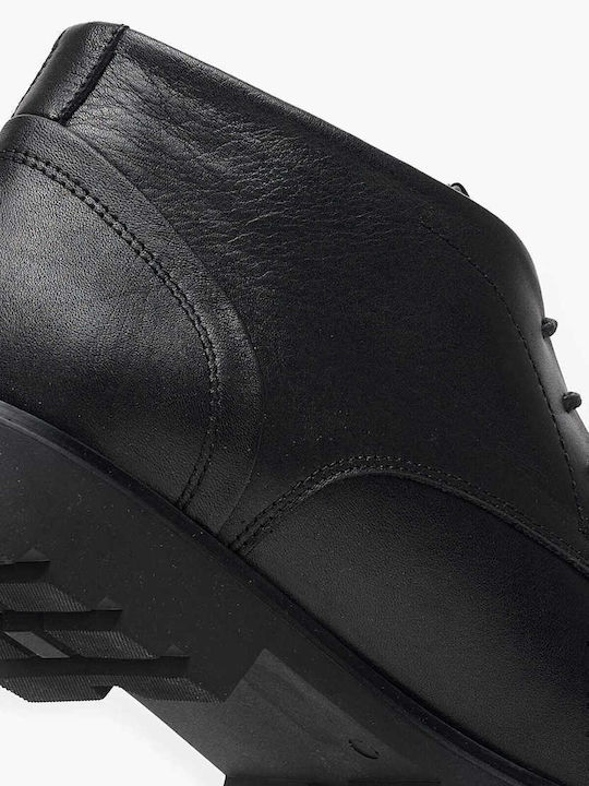 Leather Chukka Boots Black