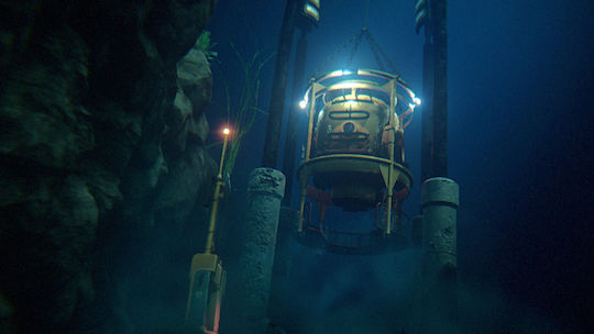Under the Waves Deluxe Edition PS4 Game