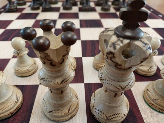 Aling Conel Handmade Chess 50x50cm