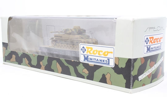 Vagon platformă ediție specială limitată Roco Minitanks Pzkpfw 4 Versiunea H Ho 1:87 843