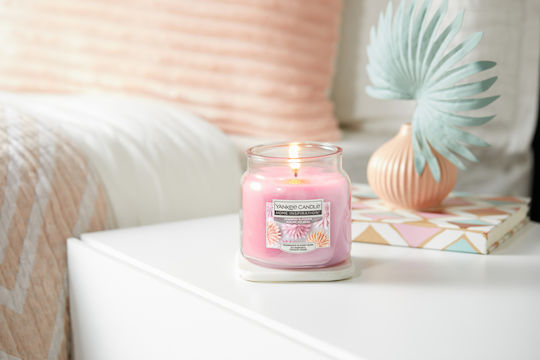 Yankee Candle Aromatic Candle Signature Jar with Sugared Blossom Perfume 538gr