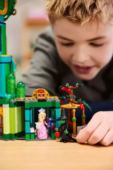 LEGO Wicked Welcome To Emerald City For 9+ Years 945 Pieces
