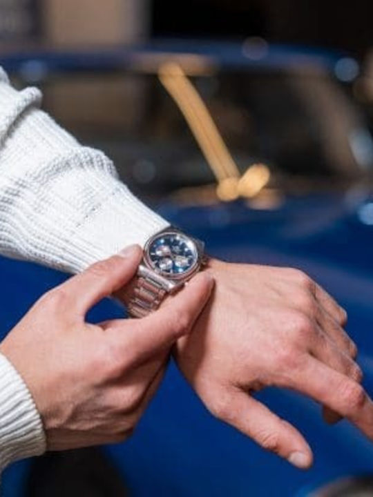 Casio Edifice Ρολόι Μπαταρίας με Μεταλλικό Μπρασελέ