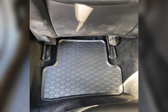 Гумени стелки Geyer & Hosaja Renault Clio 2012-2019 Captur I 2013-2019 4 броя черни 873/4c
