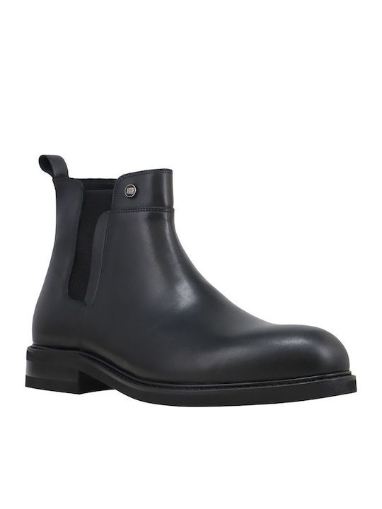 Guy Laroche