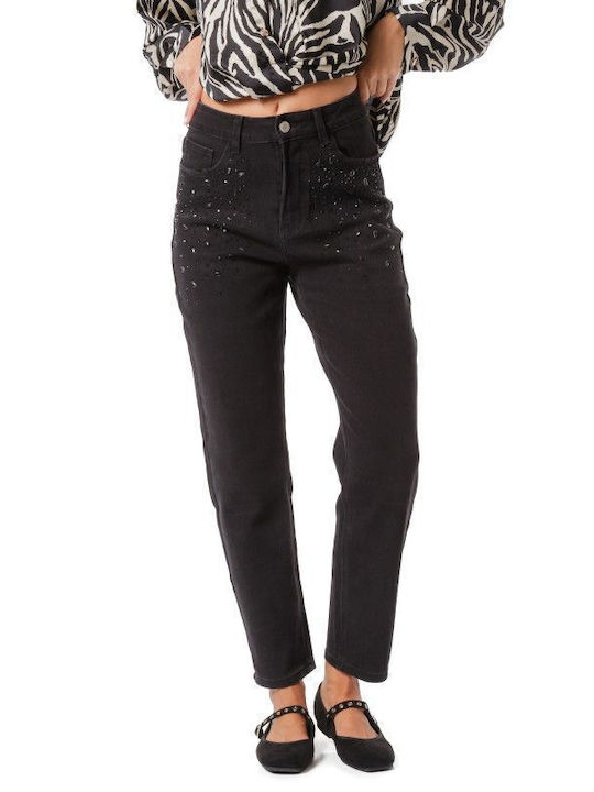 Schwarze gerade Jeans mit dekorativen Steinen
