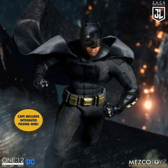 Mezco Toys DC Comics Batman Figure Height 17cm in Scale 1:12 15 Pieces