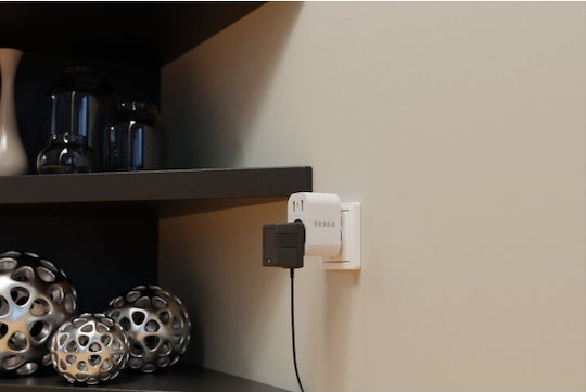 Tesla Smart Steckdosenleiste 4 Positionen mit 2 USB-A und 1 USB-C