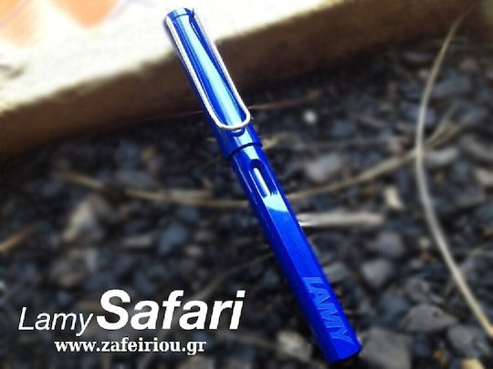 Lamy Safari Writing Pen Stub Blue made of Plastic with Red Ink