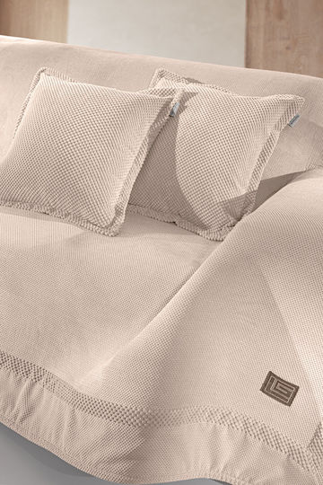 Guy Laroche Rubicon Three-Seater Sofa Throw 170x300cm Campagne Guy Laroche Rubicon Three-Seater Sofa Throw 170x300cm Campagne