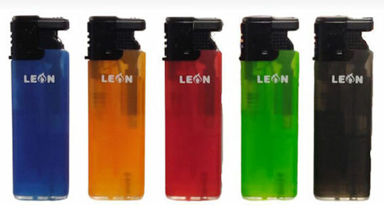 Leonflame Winddichter Feuerzeuge Flamme Typ Jet Verschiedene Designs oder Farben