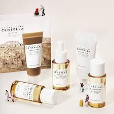 Skin1004 Madagascar Centella Travel Kit Skin Care Set for Moisturizing, against Acne & Brightening 6pcs