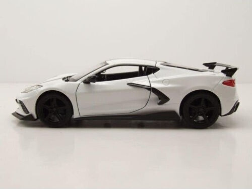 Maisto Special Edition Car 2020 Chevrolet Corvette Stingray Coupe White Scale 1:24 for 3+ Years