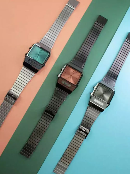 Casio Ψηφιακό Ανδρικό Ρολόι 32mm Μπαταρίας με Μαύρο Μεταλλικό Μπρασελέ