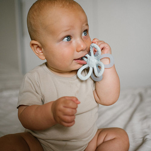 Babyono Flower Teething Ring with Water made of Silicone for 0 m+