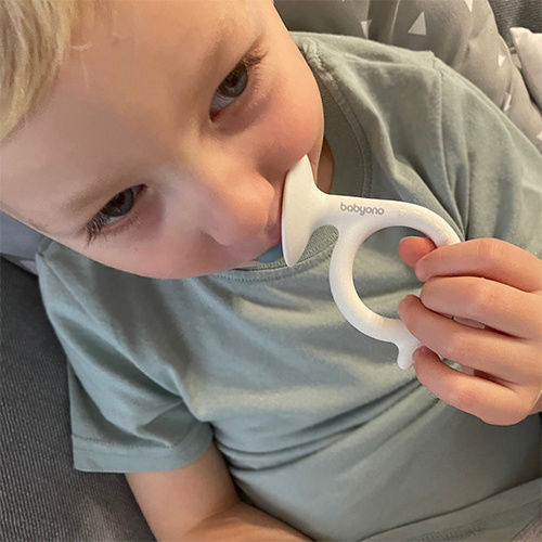 Babyono Babyono Σαλιγκάρι Beißring Zahnen Linderung mit Wasser aus Silikon für 0 m+