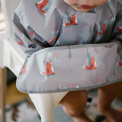 Babyono Fox Αδιάβροχη Ποδιά Πλαστική με Αυτοκόλλητο, Τσέπη & Μανίκια Αλεπού για 24 m+