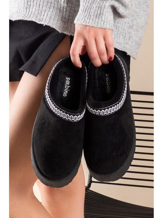 Closed Women's Slippers Black