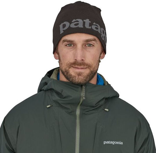Beanie Unisex Beanie Knitted in Black color