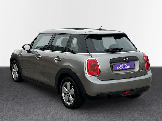 Mini Cooper One D '18