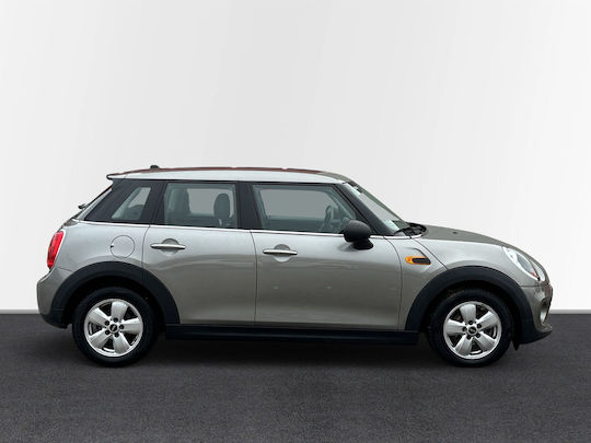 Mini Cooper One D '18