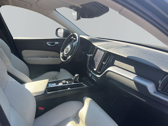 Volvo XC 60 B4 AWD Auto Momentum Pro '19