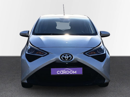 Toyota Aygo X-Play Connect '19