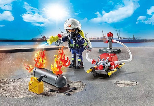 Playmobil Екшън герои Пожарникар с водна помпа за 4-10 години