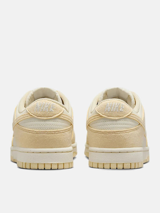 Dunk Low Γυναικεία Sneakers Λευκά