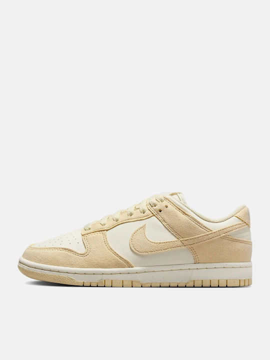 Dunk Low Γυναικεία Sneakers Λευκά