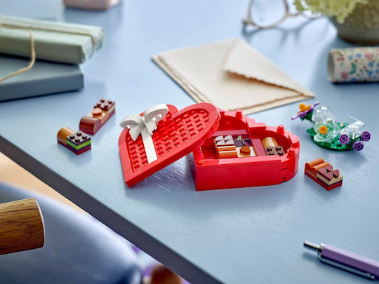 LEGO Creator Celebration Series Valentine's Day Box for Ages 7+ 172 Pieces