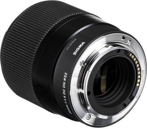 Sigma Crop Camera Lens 30mm f/1.4 DC DN Contemporary Fixed for Micro Four Thirds (MFT) Mount Black