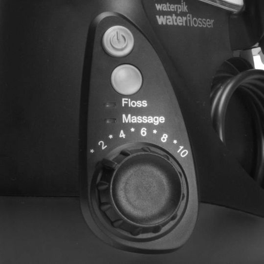 Waterpik Ultra Professional Water Flosser Μαύρο