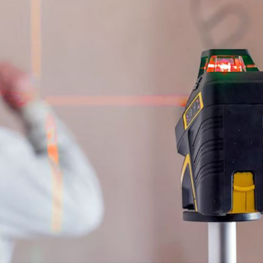 Stanley Fatmax Αυτορυθμιζόμενο Γραμμικό Αλφάδι Laser Κόκκινης Δέσμης με Εύρος Εργασίας 20m