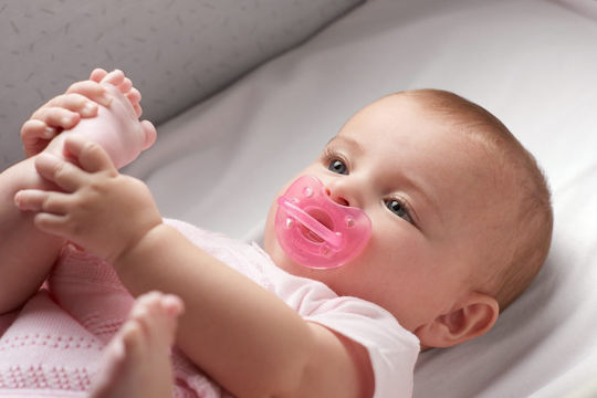 Chicco Physio Forma Soft Orthodontic Pacifier Silicone Fantastic Love - Pink for 0-6 months