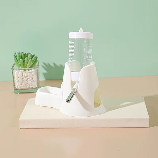 2 Kleine Kunststoff Wasserspender / Futterspender 80ml in Gelb Farbe