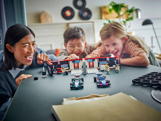 LEGO City F1® Garaj & Mașini Mercedes-AMG & Alpine pentru 7+ Ani 678 Bucăți